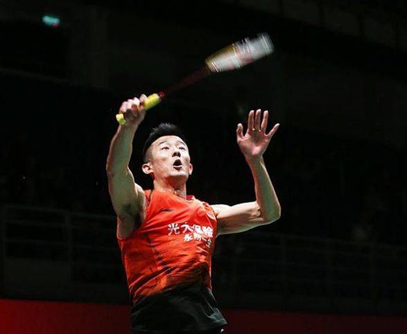 他在场上的 他在场上的