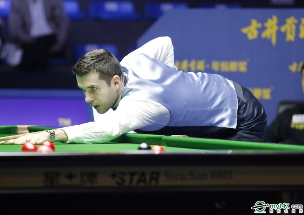 仅彰显出中 仅彰显出中