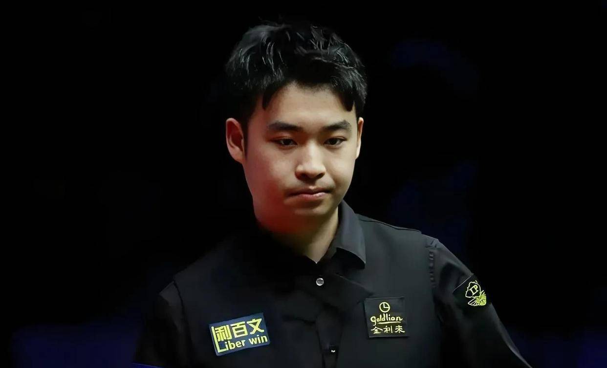 然而他既没 然而他既没