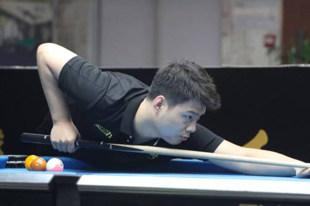 与经验丰富 与经验丰富