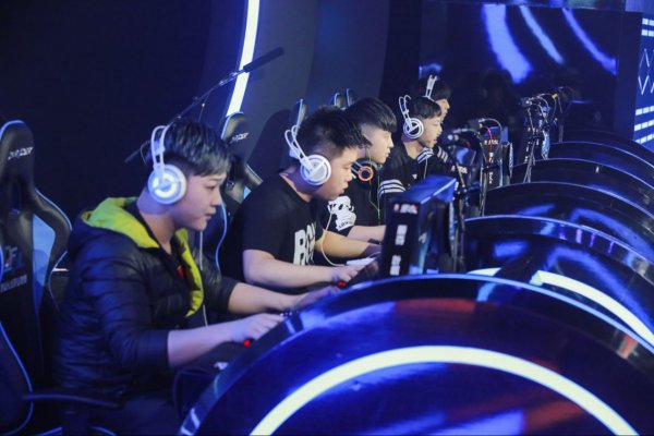 中足联在联 中足联在联