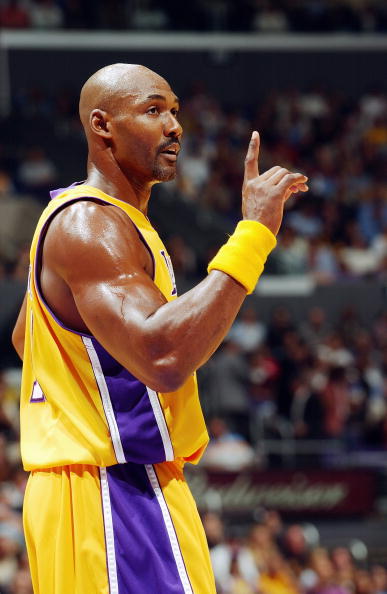 玩家自愿离开服务器滥用CS2经济——CCT赛事又一丑闻